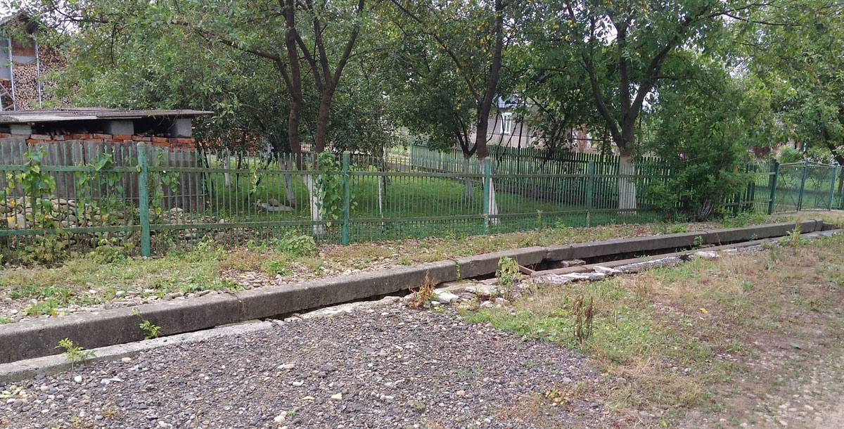 Zhuravno Jewish Cemetery Zhuravno Jewish Cemetery