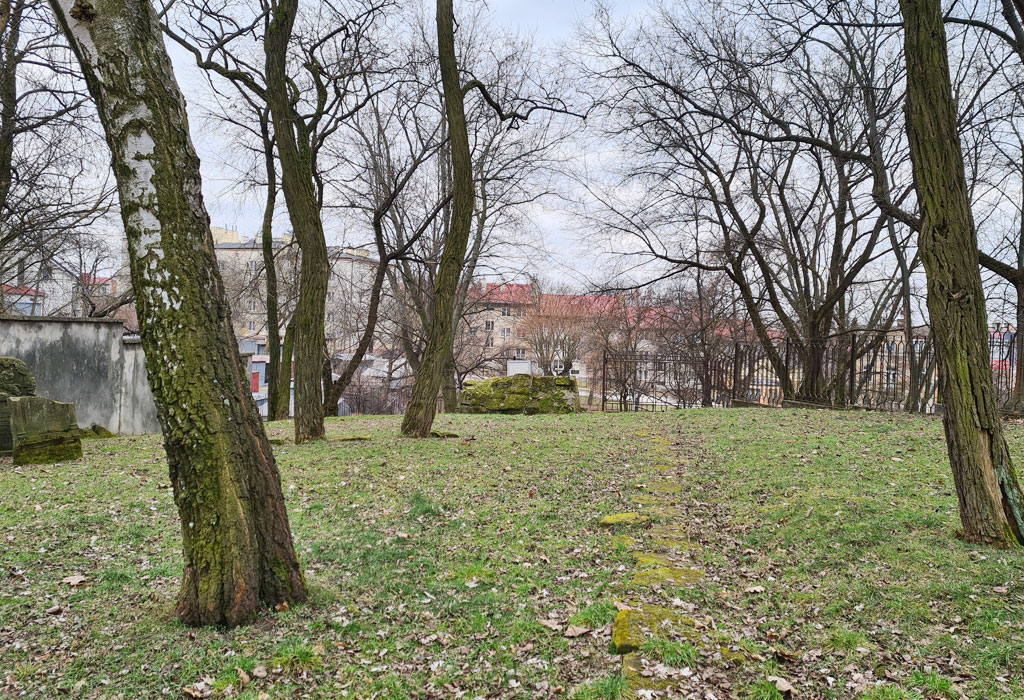 Ostrowiec Swietokrzyski Jewish Cemetery